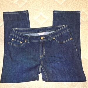 Lilly Pulitzer size 6 dark blue denim tapered leg with a 23" inseam jeans